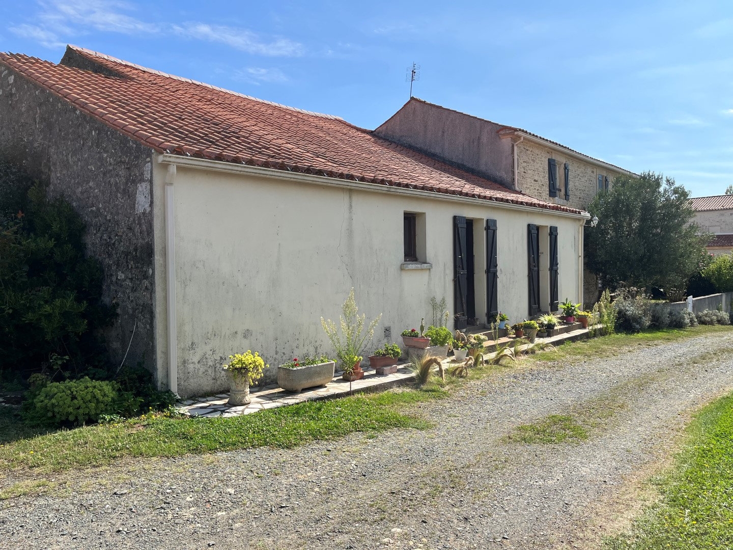 Maison à vendre - 6 pièces - 150m2 - Saint-Martin-Des-... (85570)