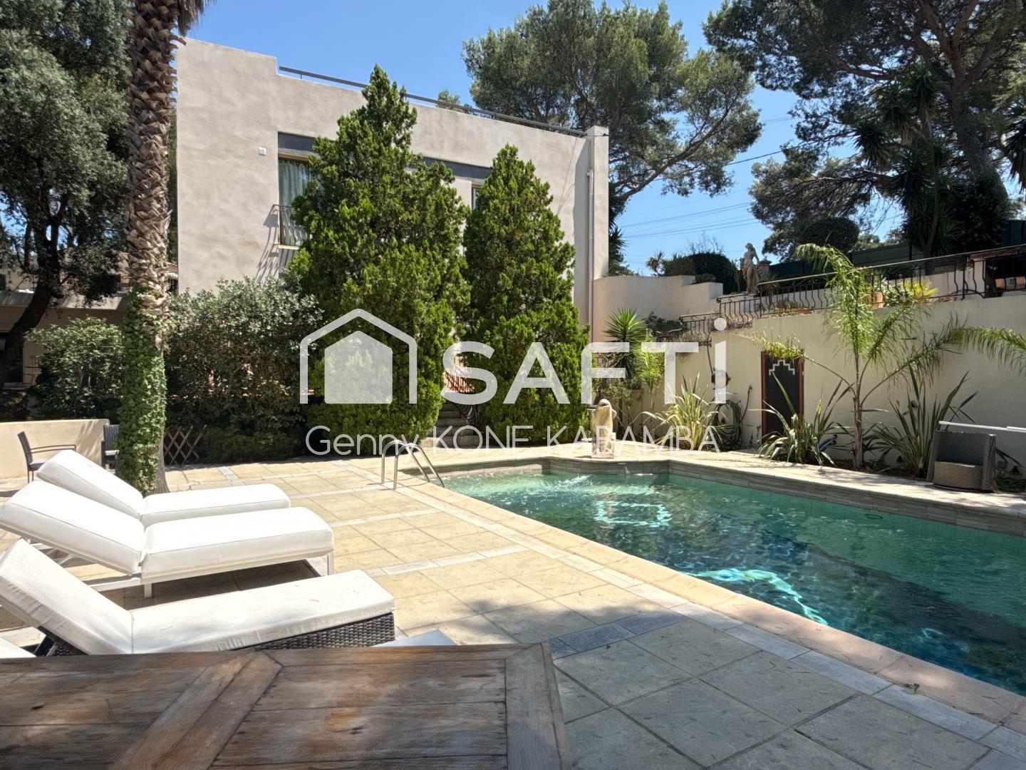 A VENDRE VILLA D EXCEPTION ! LA SEYNE / MER 83500