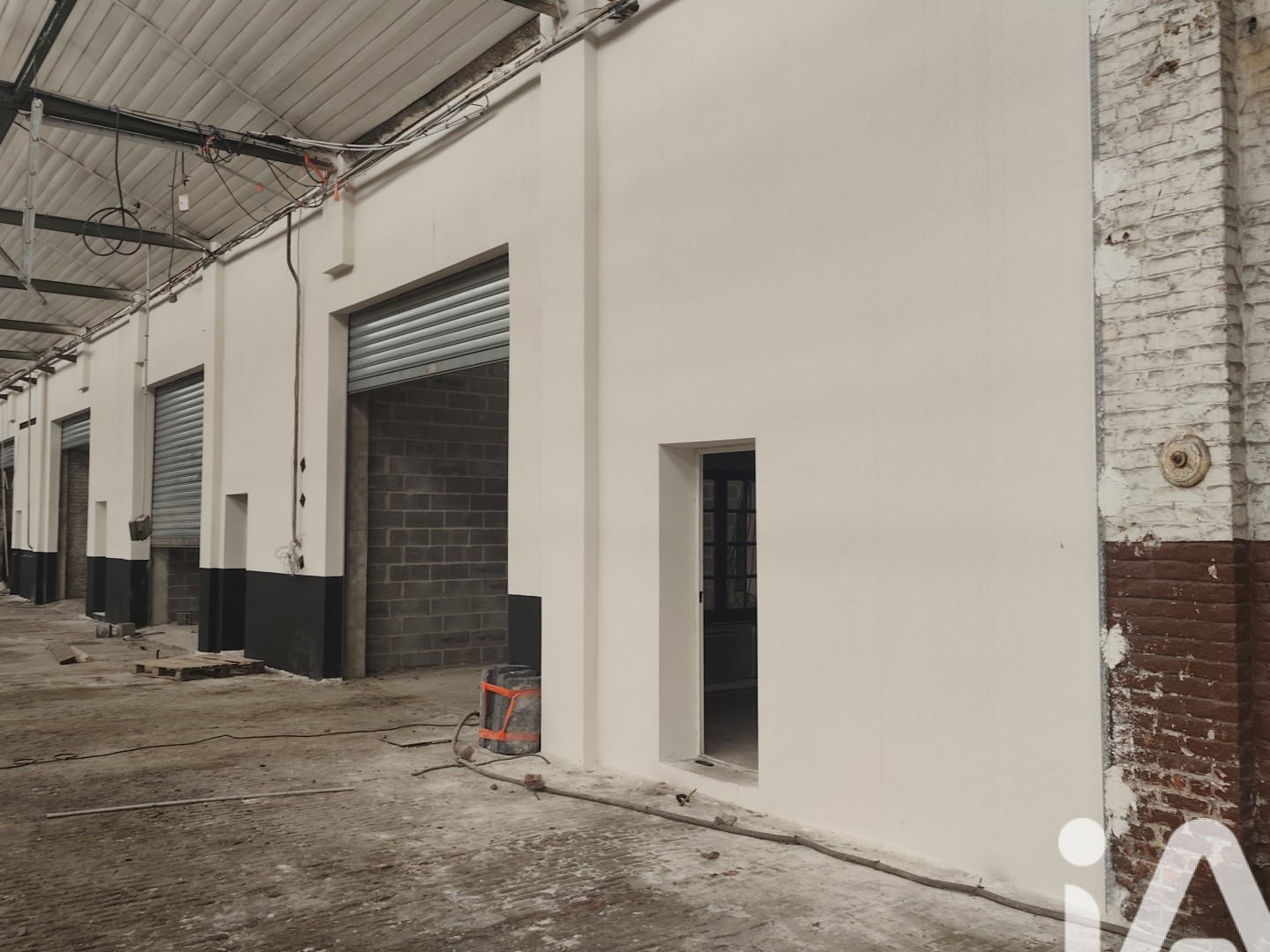 Parking 106 m²