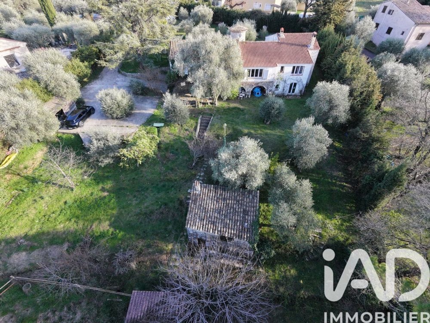 Maison à vendre - 7 pièces - 220m2 - La Gaude (06610)