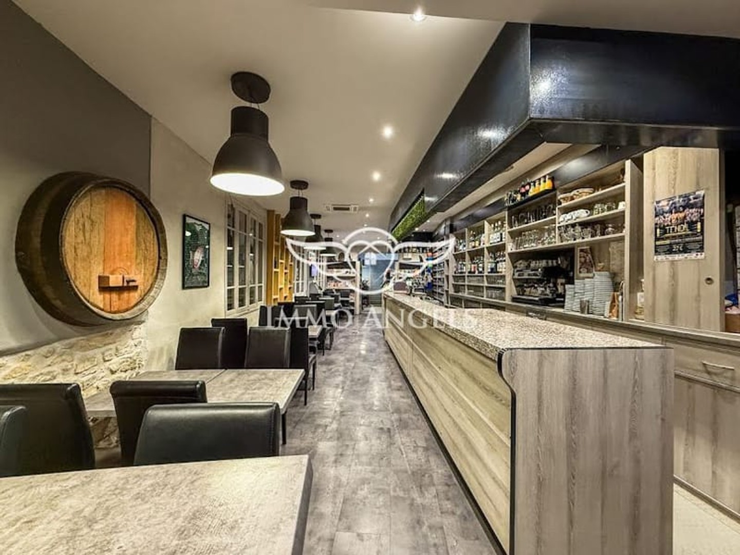 Fonds de commerce 220 m²