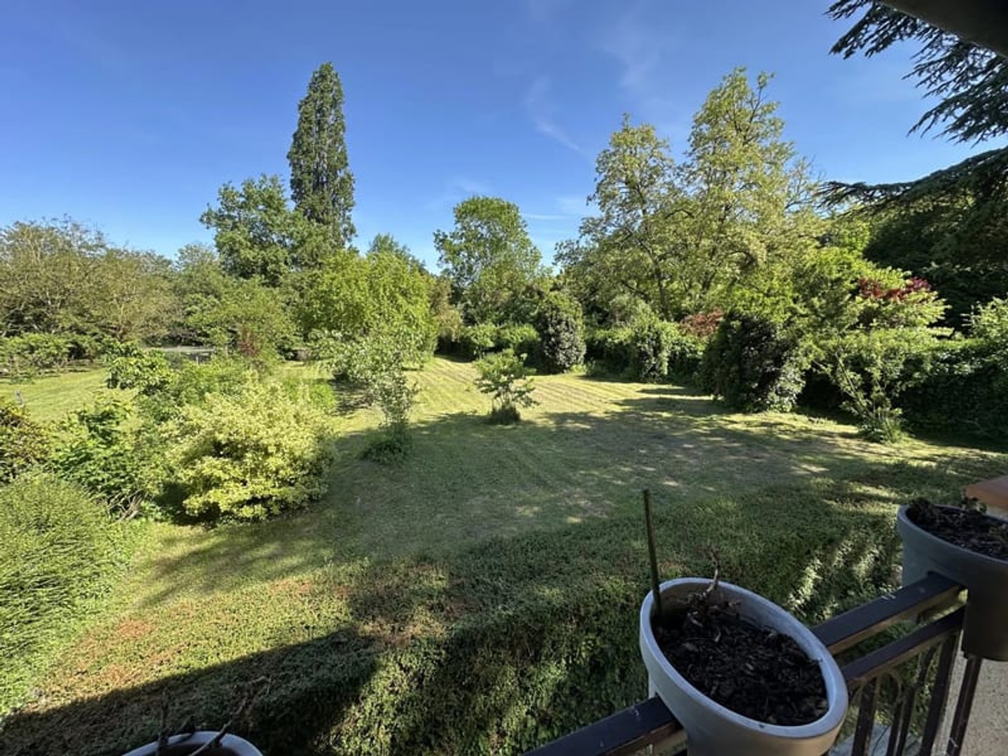 ENSEMBLE IMMOBILIER DE CARACTÈRE AU BORD DU THOUET SUR 1533 M² D