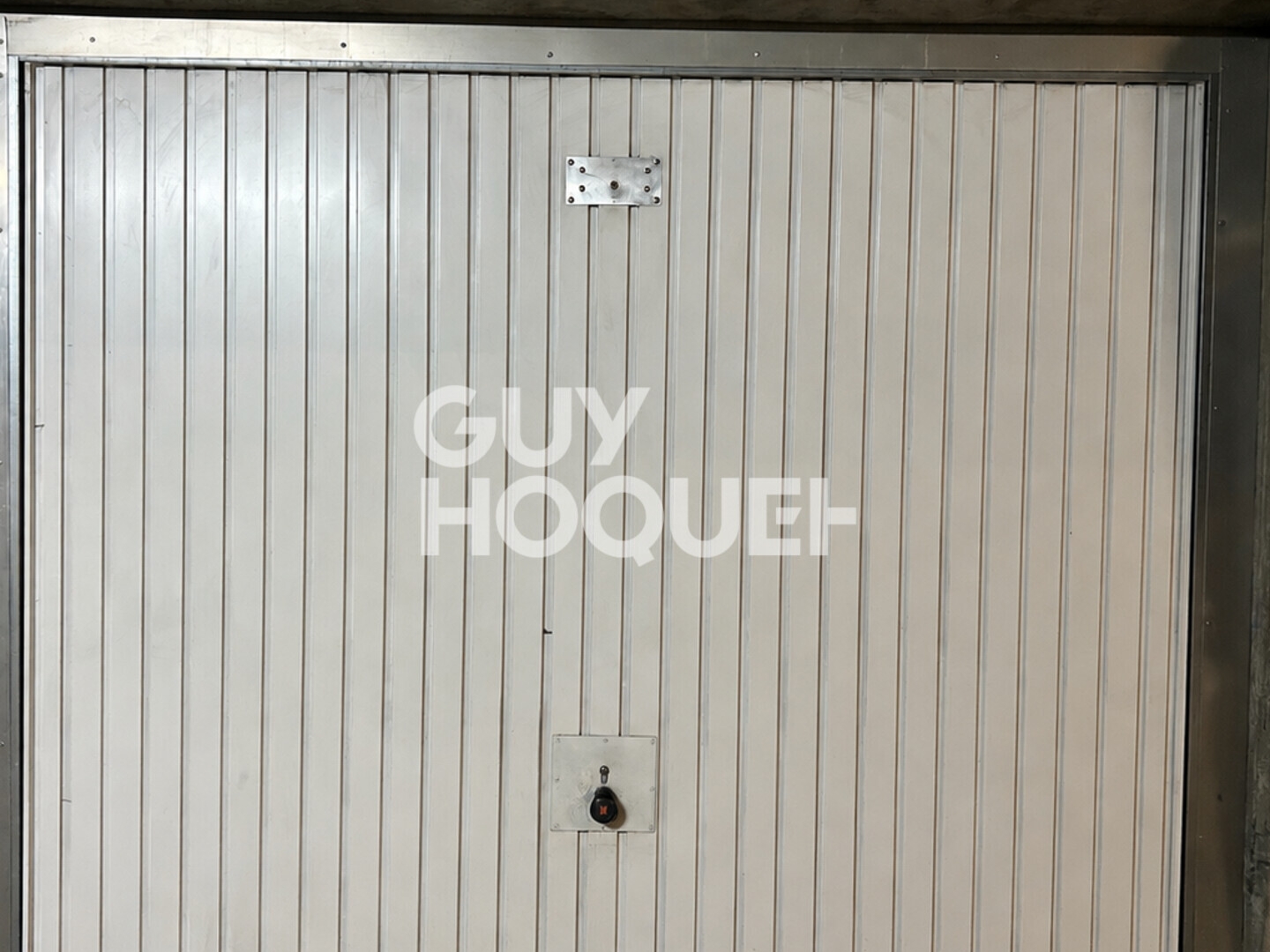 DOUBLE BOX EN SOUS-SOL - AVENUE DE LA REPUBLIQUE AUBERVILLIERS