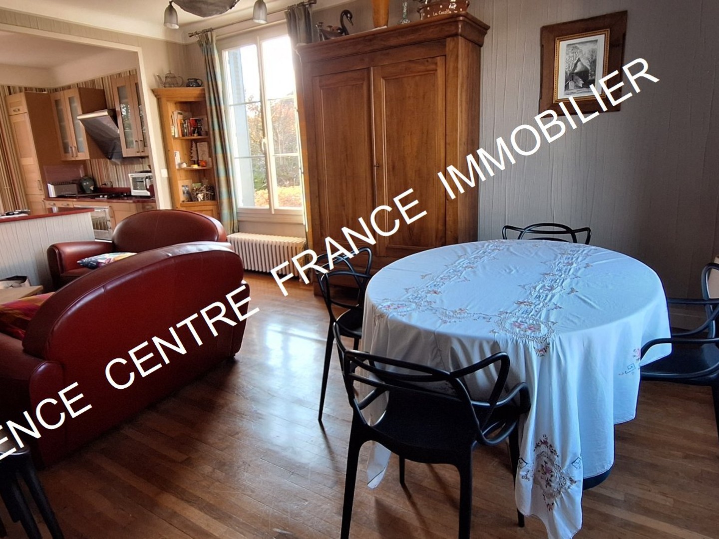 Maison à vendre - 6 pièces - 171m2 - Farges En Septaine (18800)