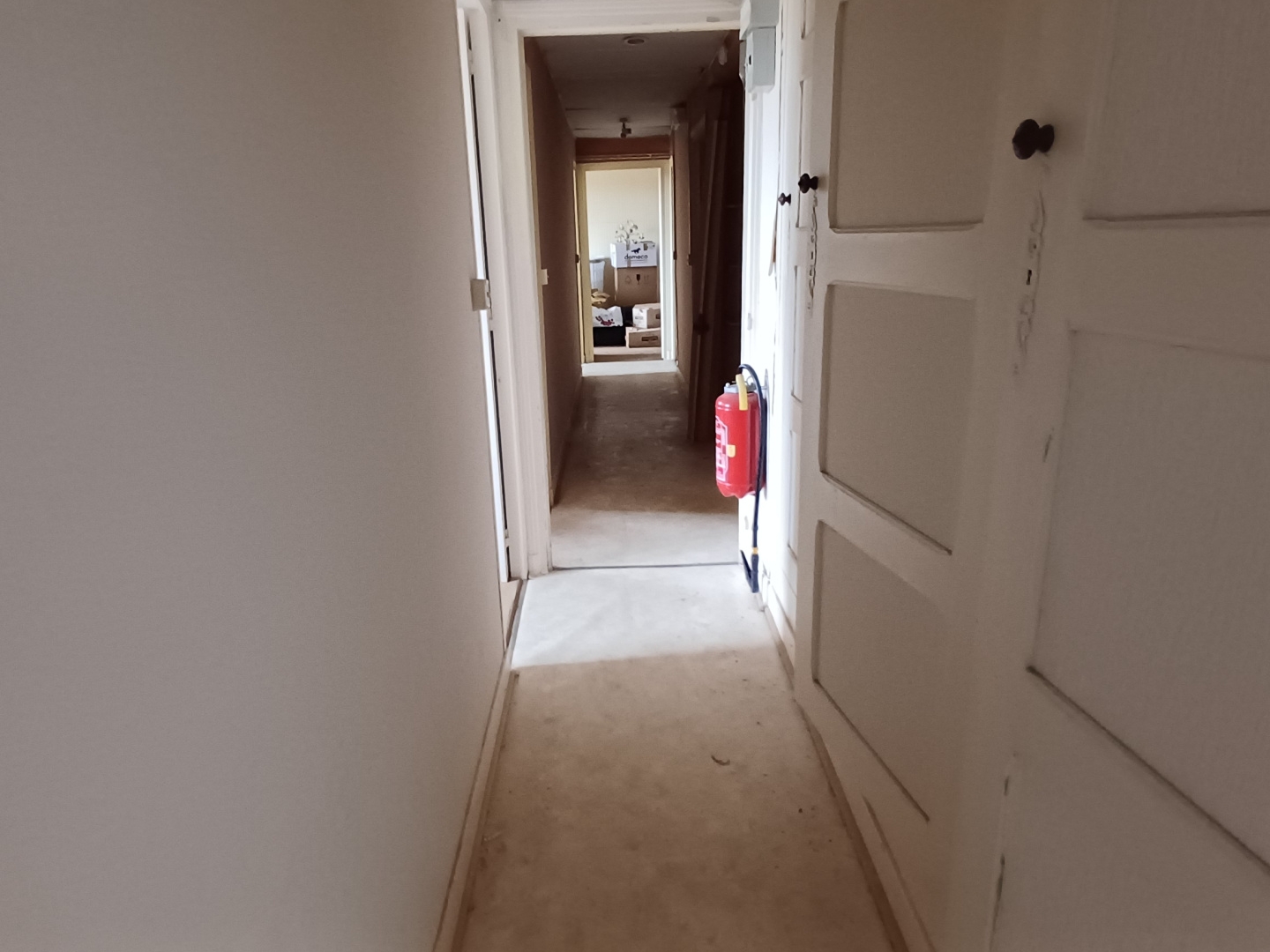 Immeuble à vendre - 14 pièces - 214m2 - Saint-Genès-Champ... (63122)