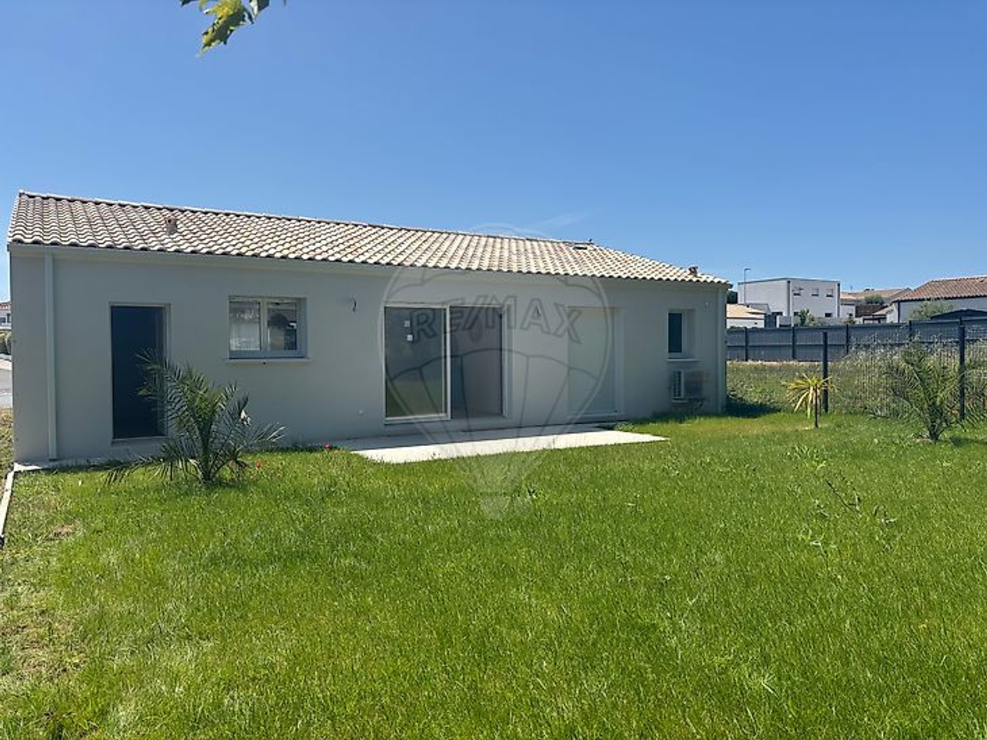 Maison à vendre - 4 pièces - 96m2 - Vaux-Sur-Mer (17640)