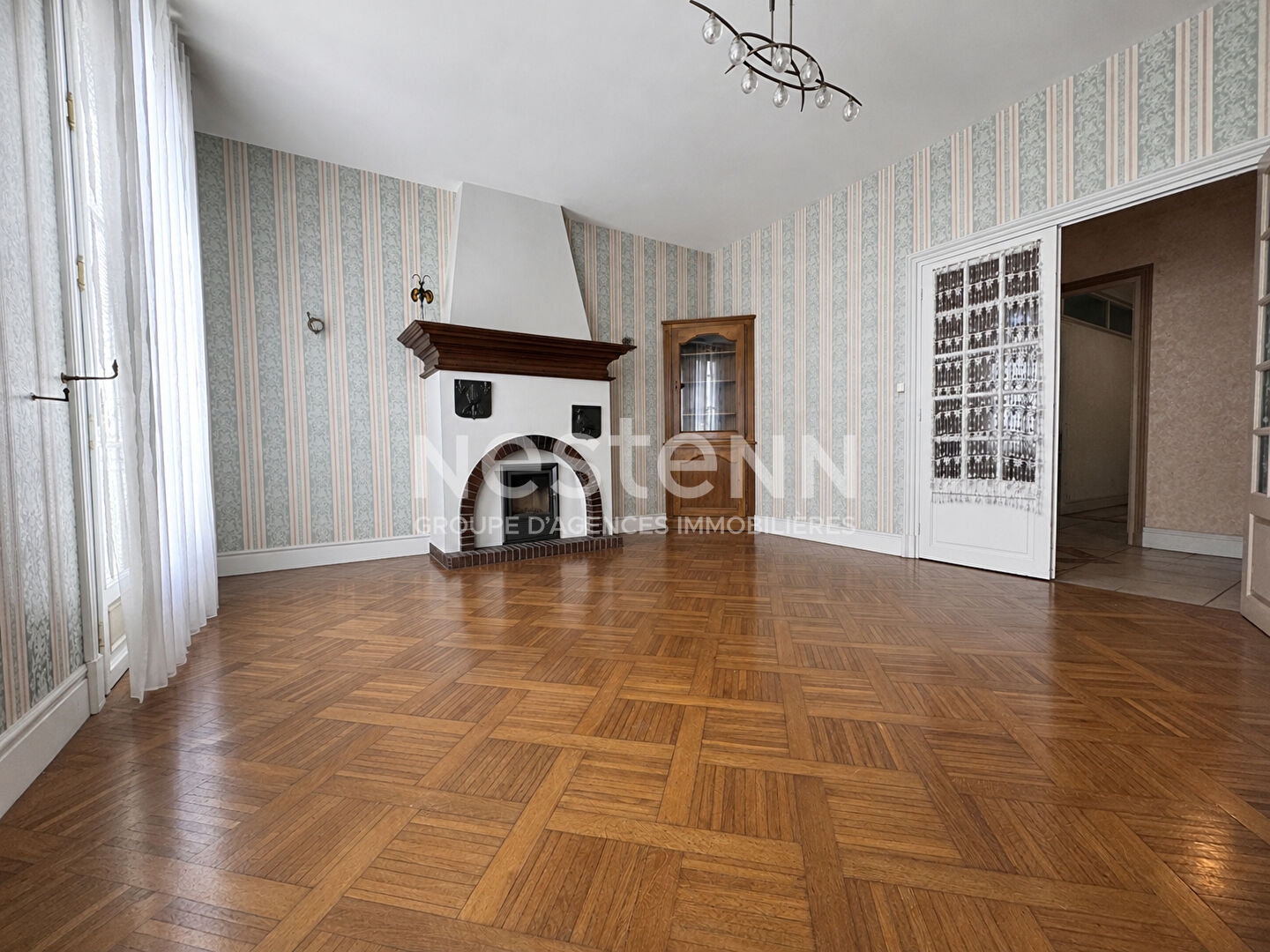 Maison à vendre - 6 pièces - 165m2 - Rochefort (17300)