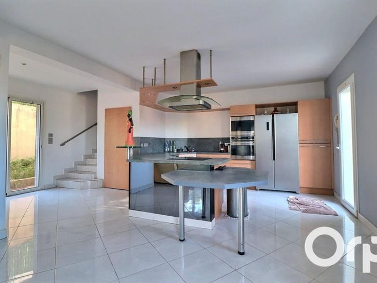 Maison à vendre - 4 pièces - 138m2 - Marseille 11e (13011)