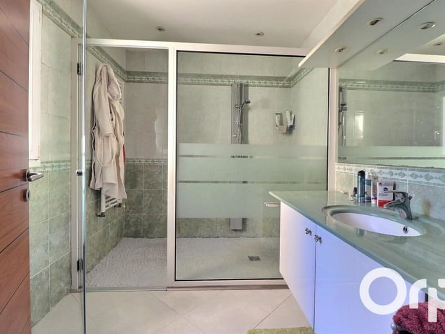 Maison à vendre - 4 pièces - 138m2 - Marseille 11e (13011)