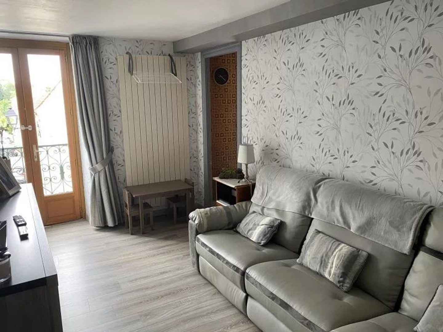 Maison à vendre - 12 pièces - 250m2 - Crespières (78121)