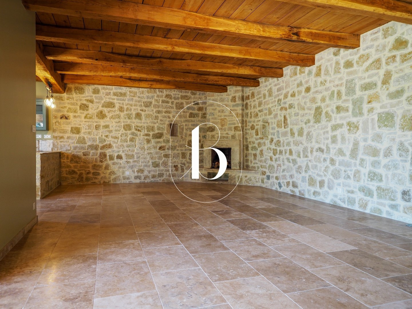 Maison à vendre - 5 pièces - 150m2 - Goudargues (30630)