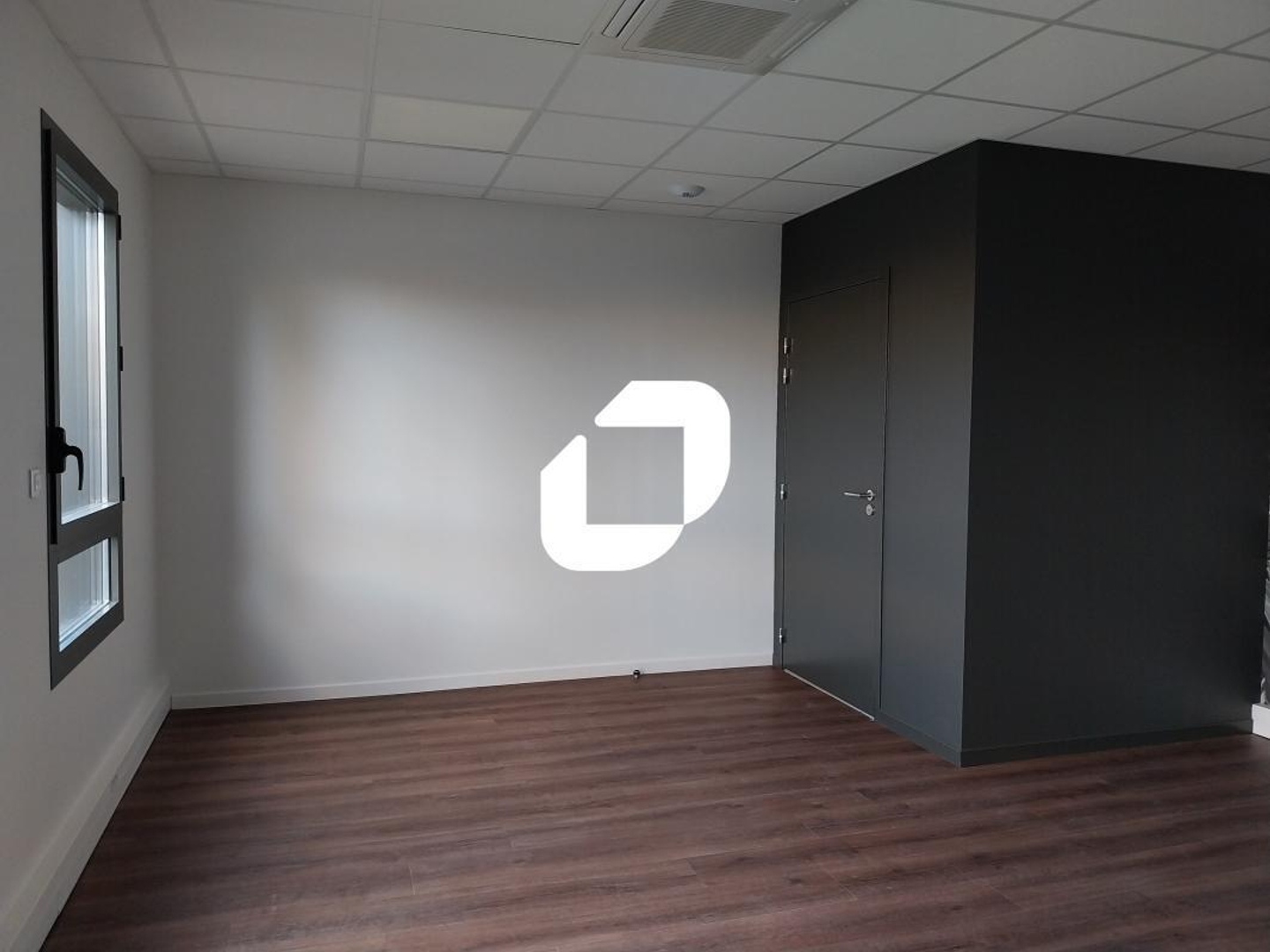 CELLULE D'ACTIVITÉ PREMIUM | BUREAUX LUMINEUX | MEZZANINE MODULABLE | LOCATION & VENTE - ACTIPARK