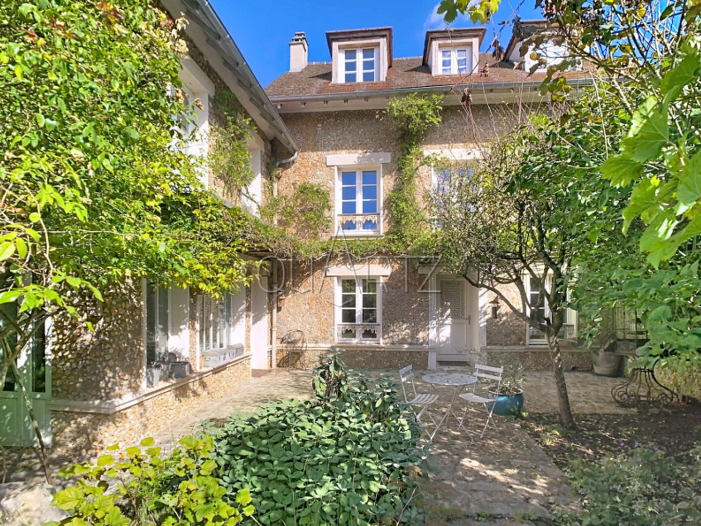 Maison 7 pièces 157 m²