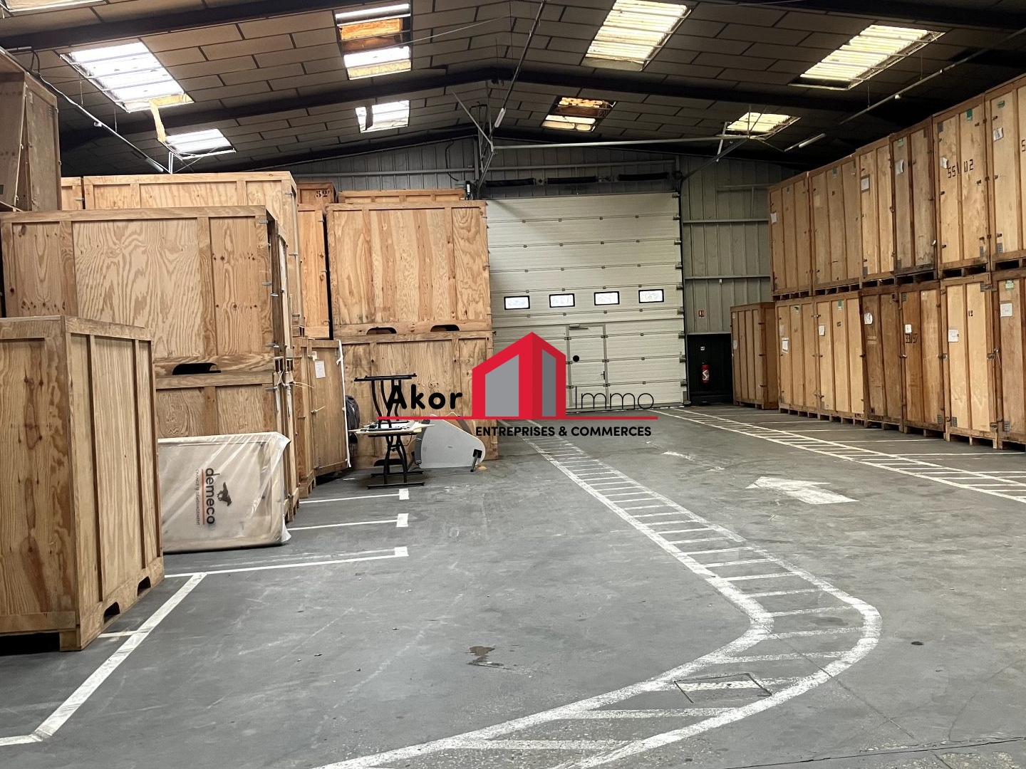 Locaux à vendre - 921m2 - Auxerre (89000)