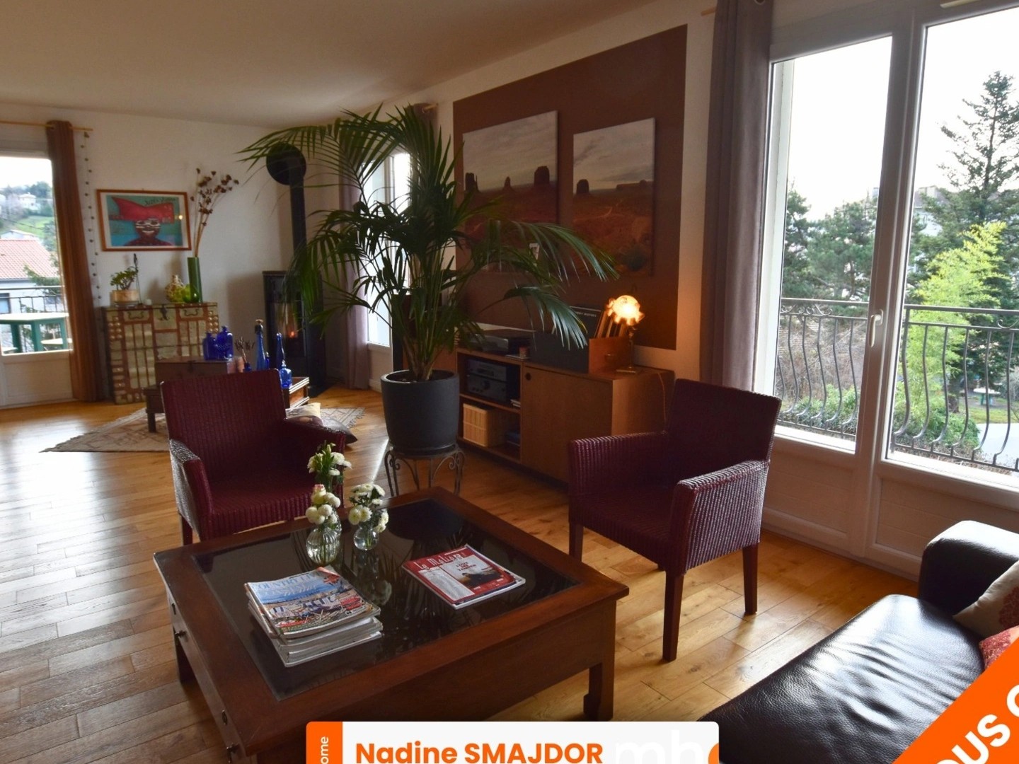 Secteur Bois d'Avaize/Montplaisir,beau T5 de 103 m²,situé dans une maison d'architecte implantée sur plus de 1000 m² de terrain.