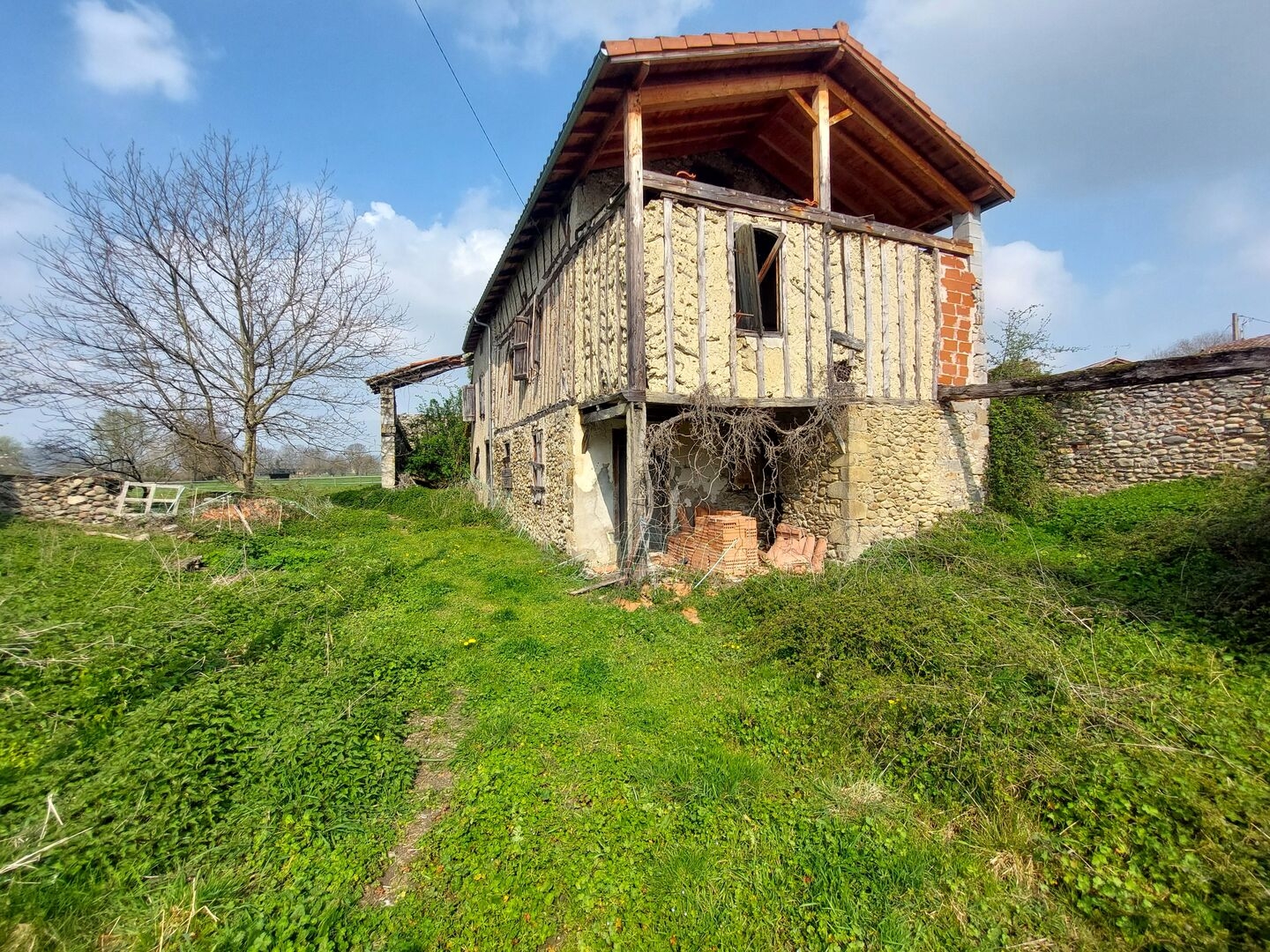 Maison à vendre - 5 pièces - 150m2 - Saint-Girons (09200)