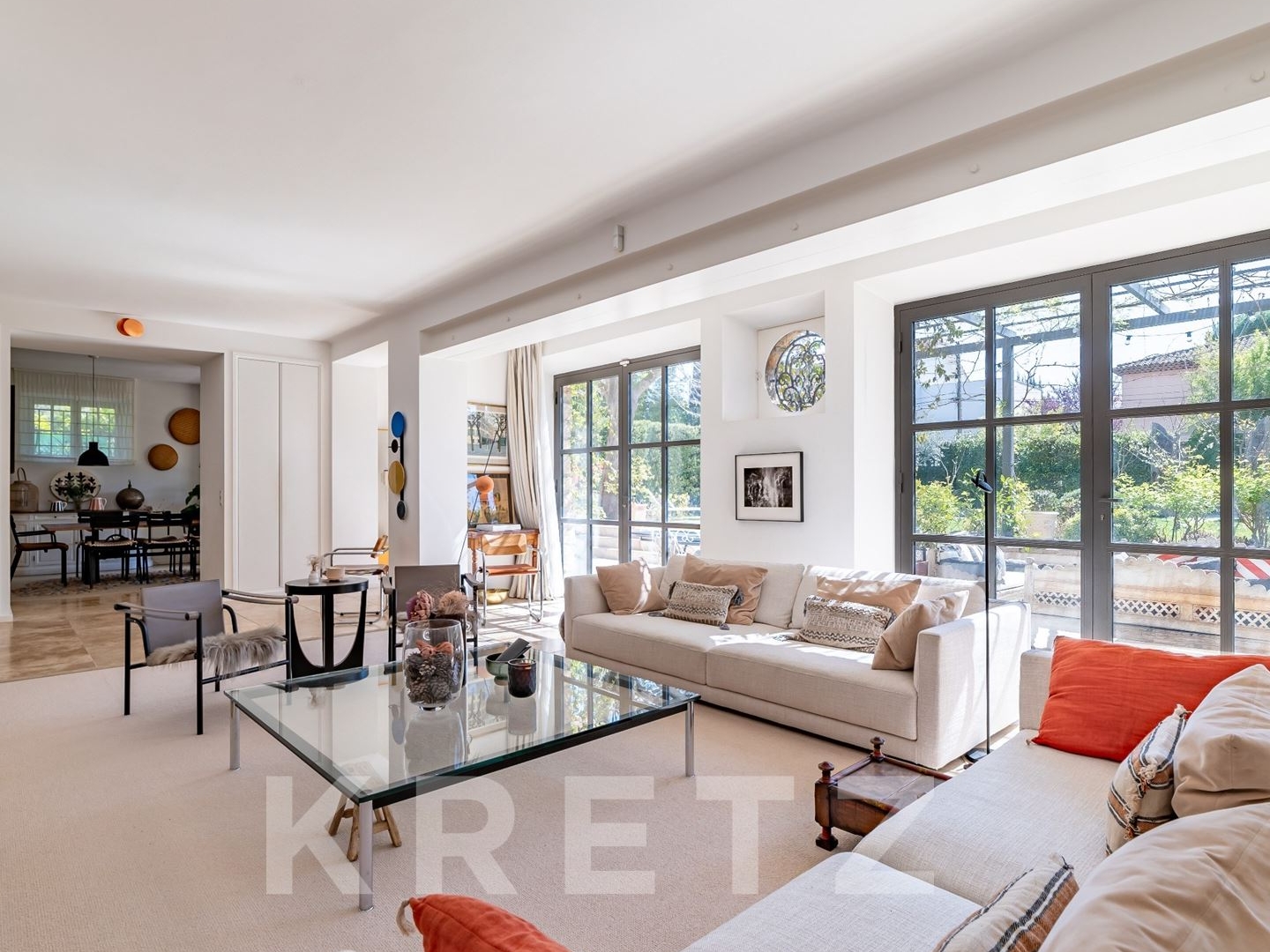 Exclusivité. Aix-en-Provence. Maison 1930, 5 chambres, centre ville, piscine, parking