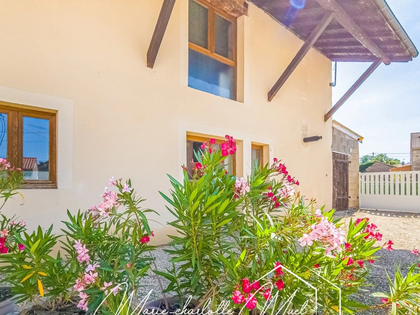 Maison à vendre - 4 pièces - 110m2 - Pont-De-Vaux (01190)
