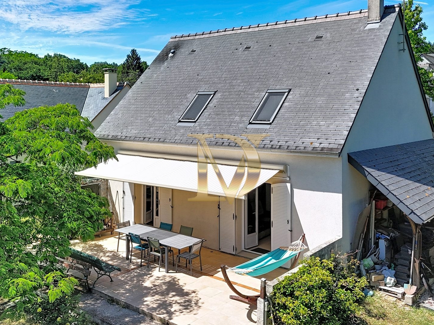 Maison familiale avec jardin arboré et terrasse - proche Chenonceaux