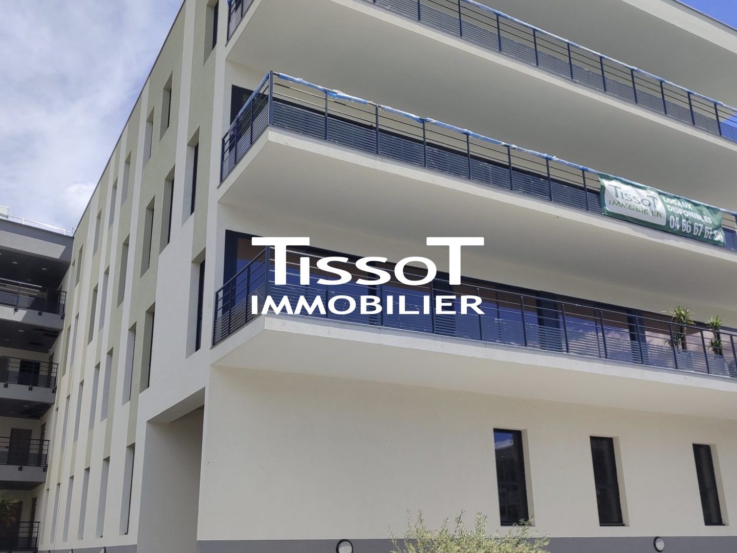 Locaux à vendre - 417m2 - Nîmes (30000)