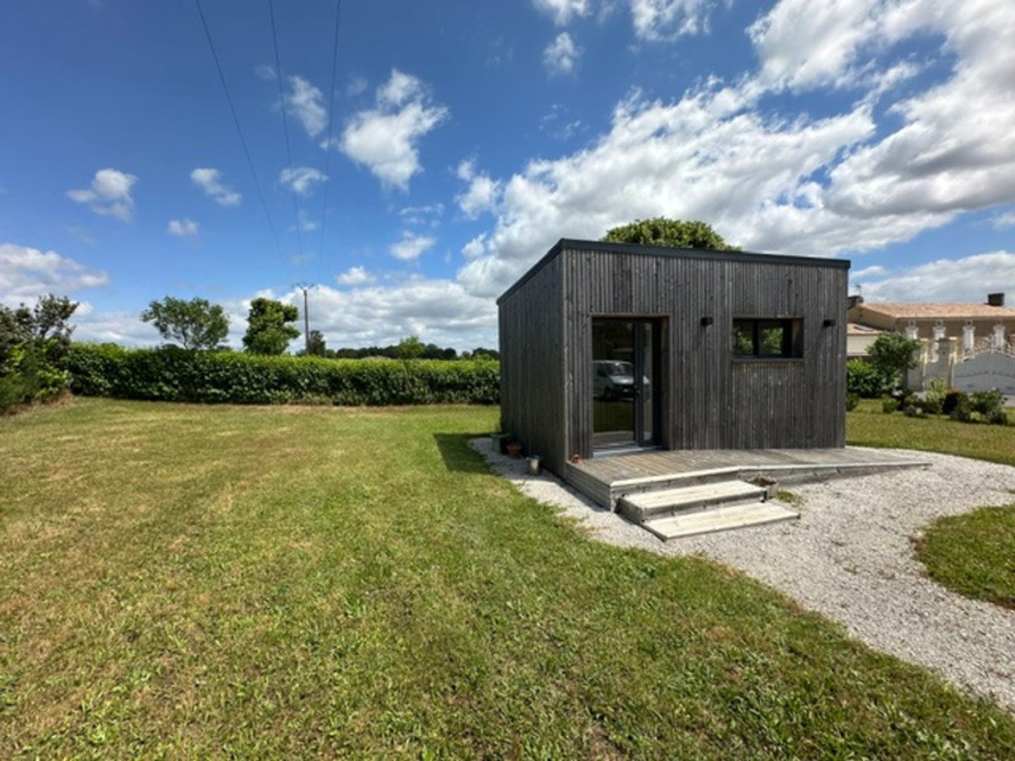 Local pro/ Bureau Chalet autonome de 20 m²(Charente)