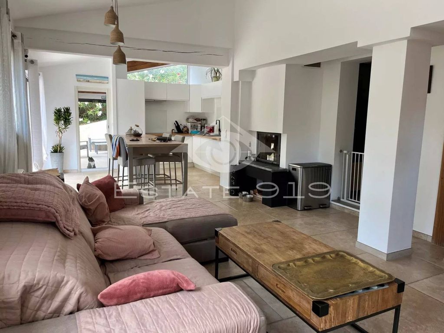 Maison à vendre - 3 pièces - 83m2 - Le Rouret (06650)