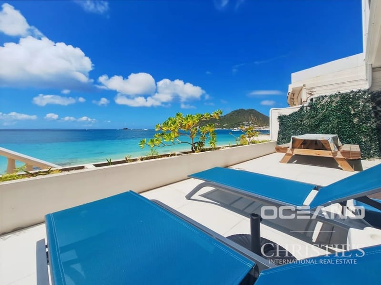 Appartement 2 chambres - Vue exceptionnelle Plage Grand Case