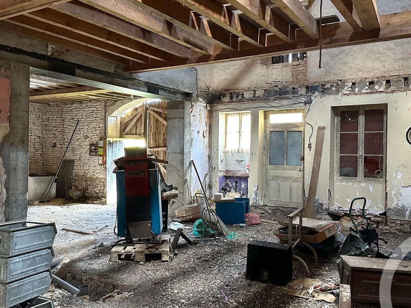 Maison à vendre - 2 pièces - 166m2 - Ciez (58220)