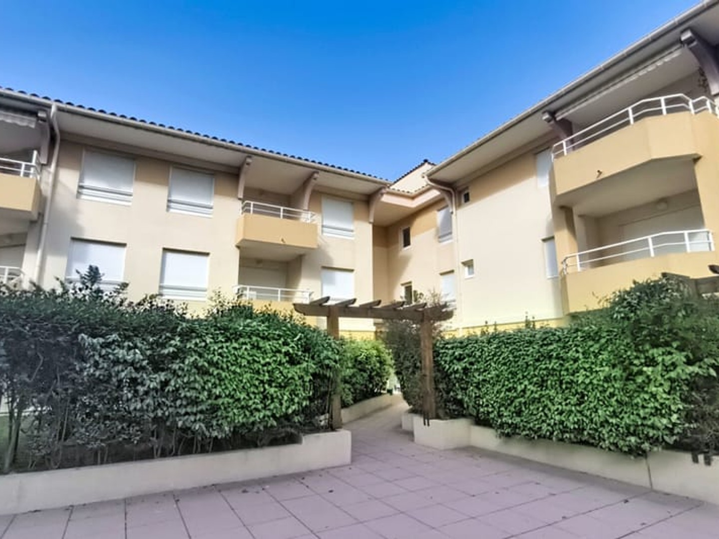 Appartement à vendre - 2 pièces - 37m2 - Fréjus (83600)