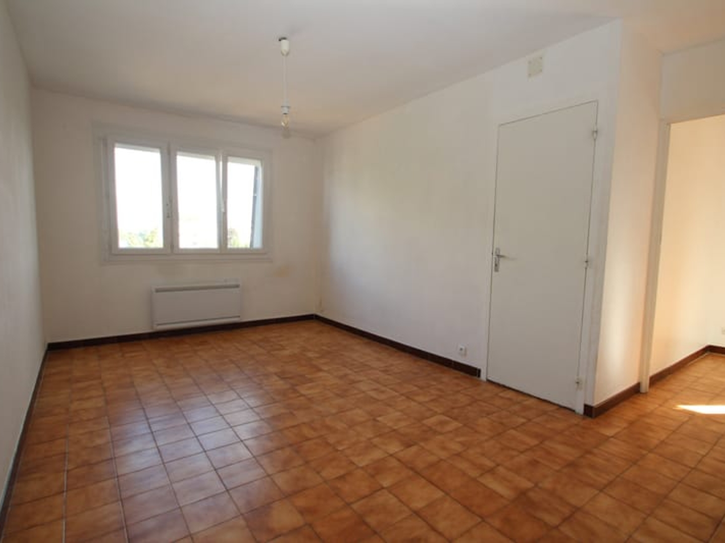 A DECIZE, appartement de type F2