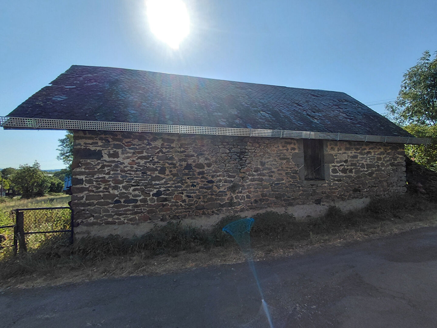 Immeuble à vendre - 90m2 - Le Vigean (15200)
