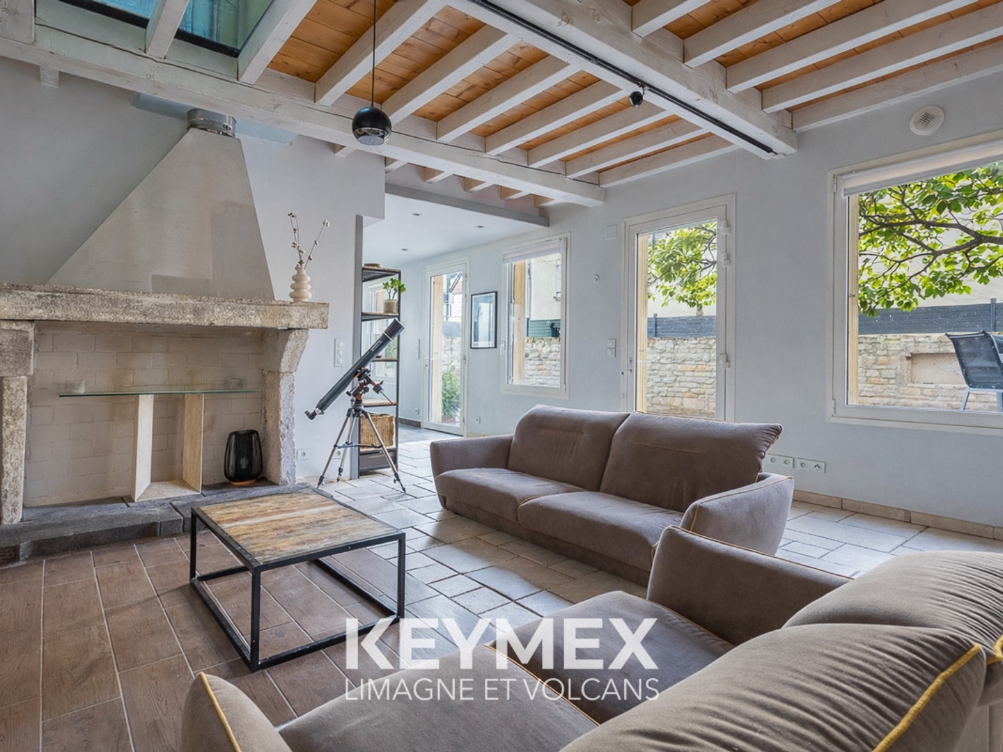 Maison à vendre - 6 pièces - 170m2 - Bouzel (63910)