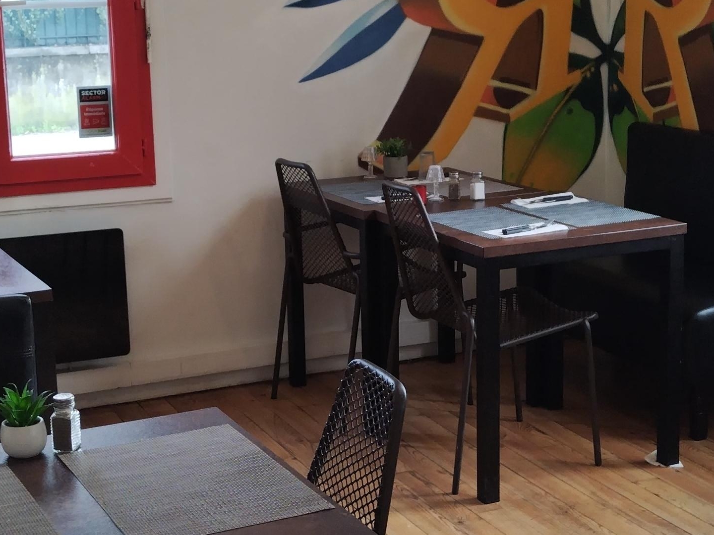 Magasin à vendre - 150m2 - Pau (64000)