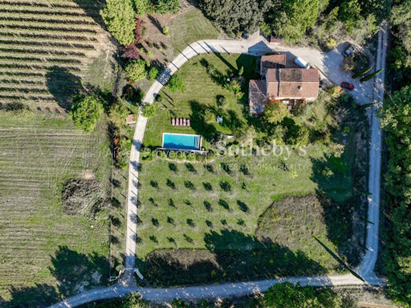 Maison à vendre - 8 pièces - 201m2 - Aix-En-Provence (13100)