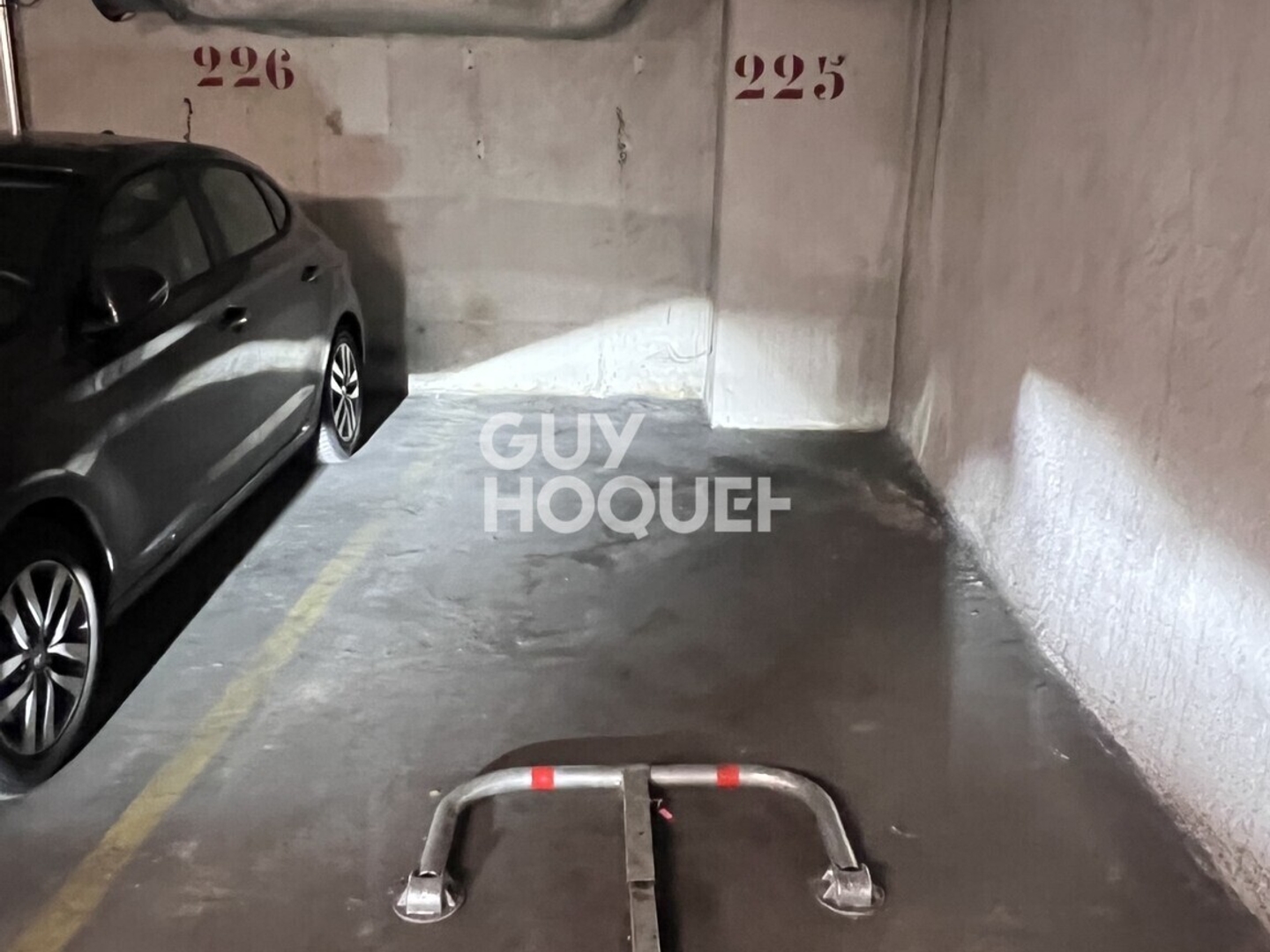 Parking / garage / box à vendre - 12m2 - Paris 15e (75015)