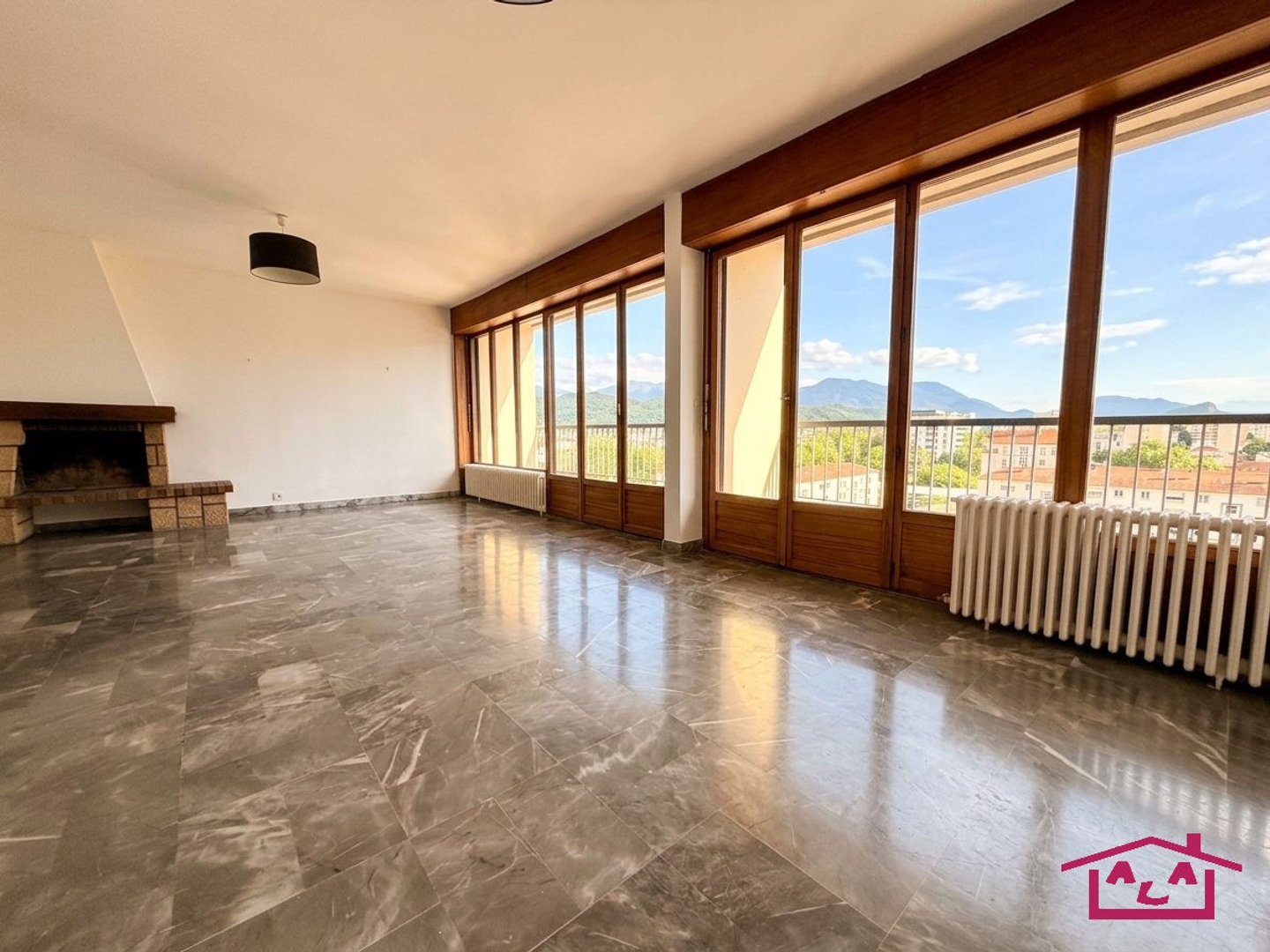 Appartement à vendre - 4 pièces - 88m2 - Échirolles (38130)