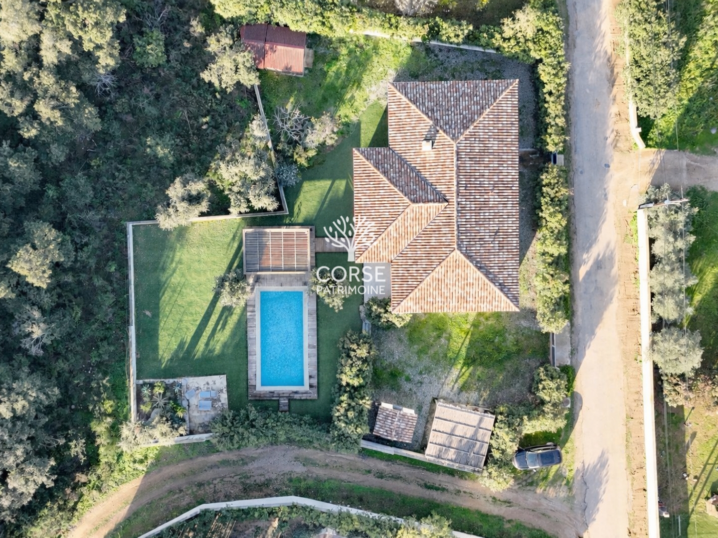 Maison à vendre - 5 pièces - 136m2 - Sainte-Lucie-De-T... (20112)