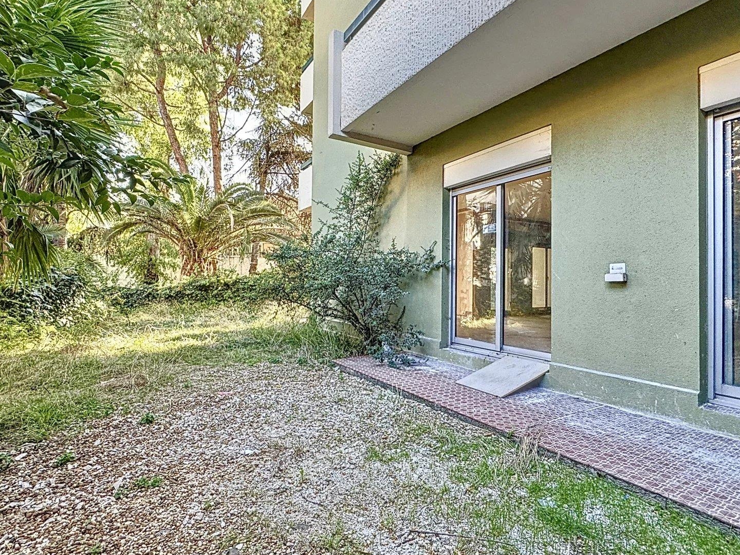 Appartement à vendre - 5 pièces - 89m2 - Nice (06000)