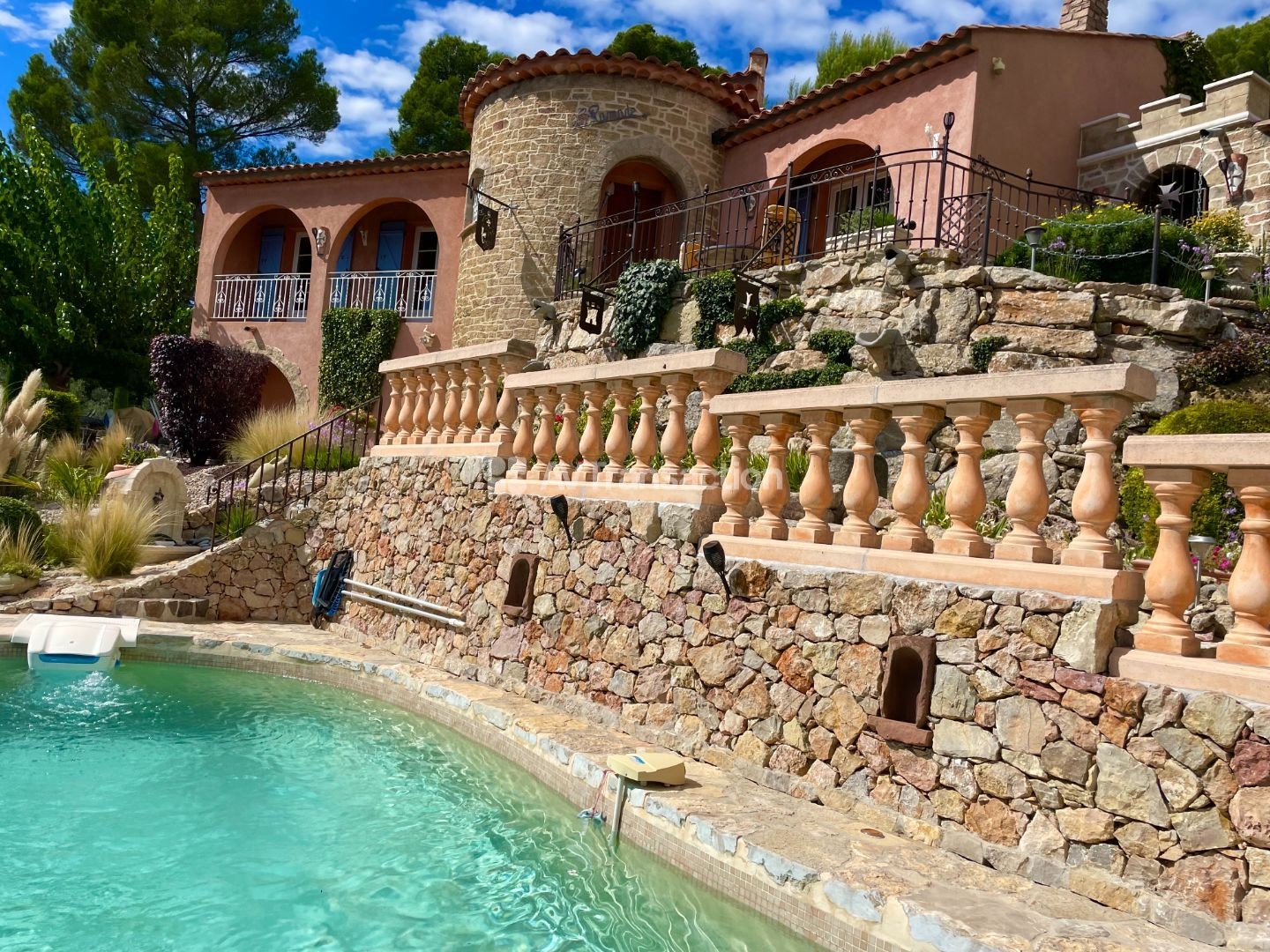 Maison à vendre - 5 pièces - 125m2 - Lorgues (83510)