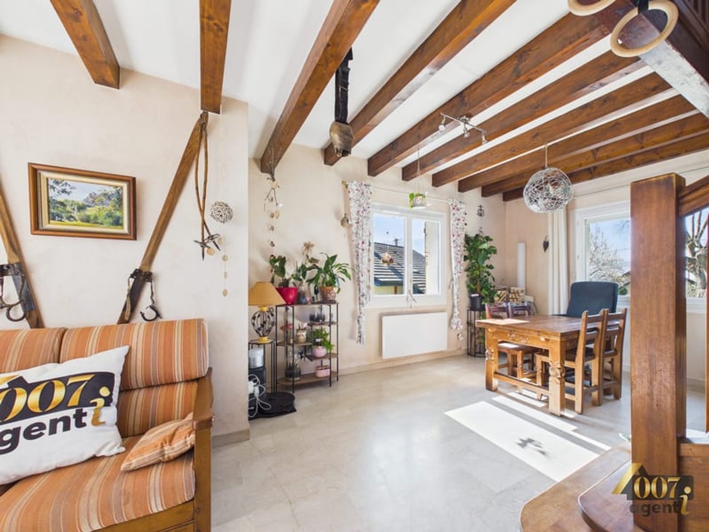 Maison à vendre - 8 pièces - 208m2 - Sainte-Hélène-Du-Lac (73800)