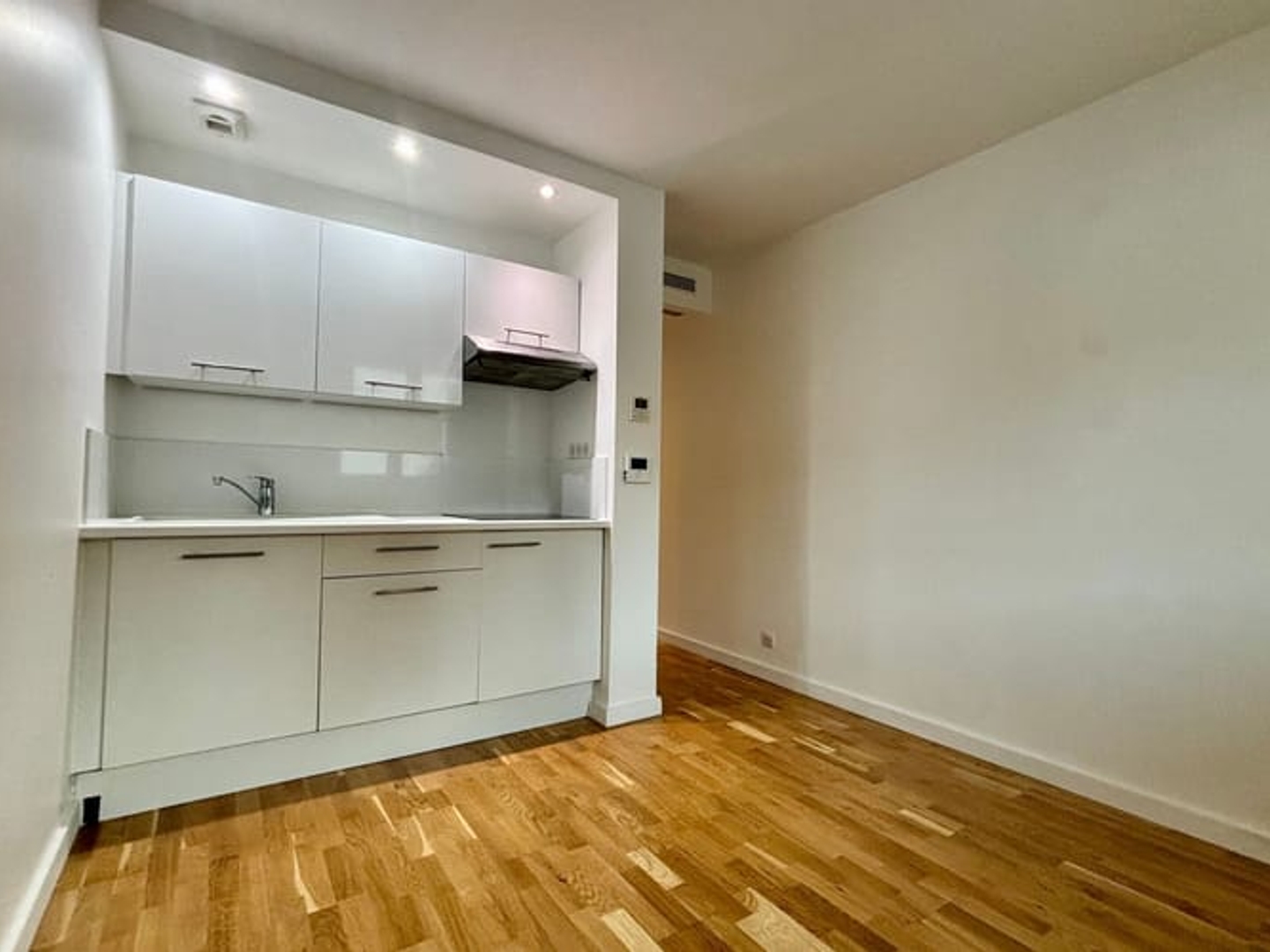 Appartement à vendre - 1 pièce - 21m2 - Chaville (92370)