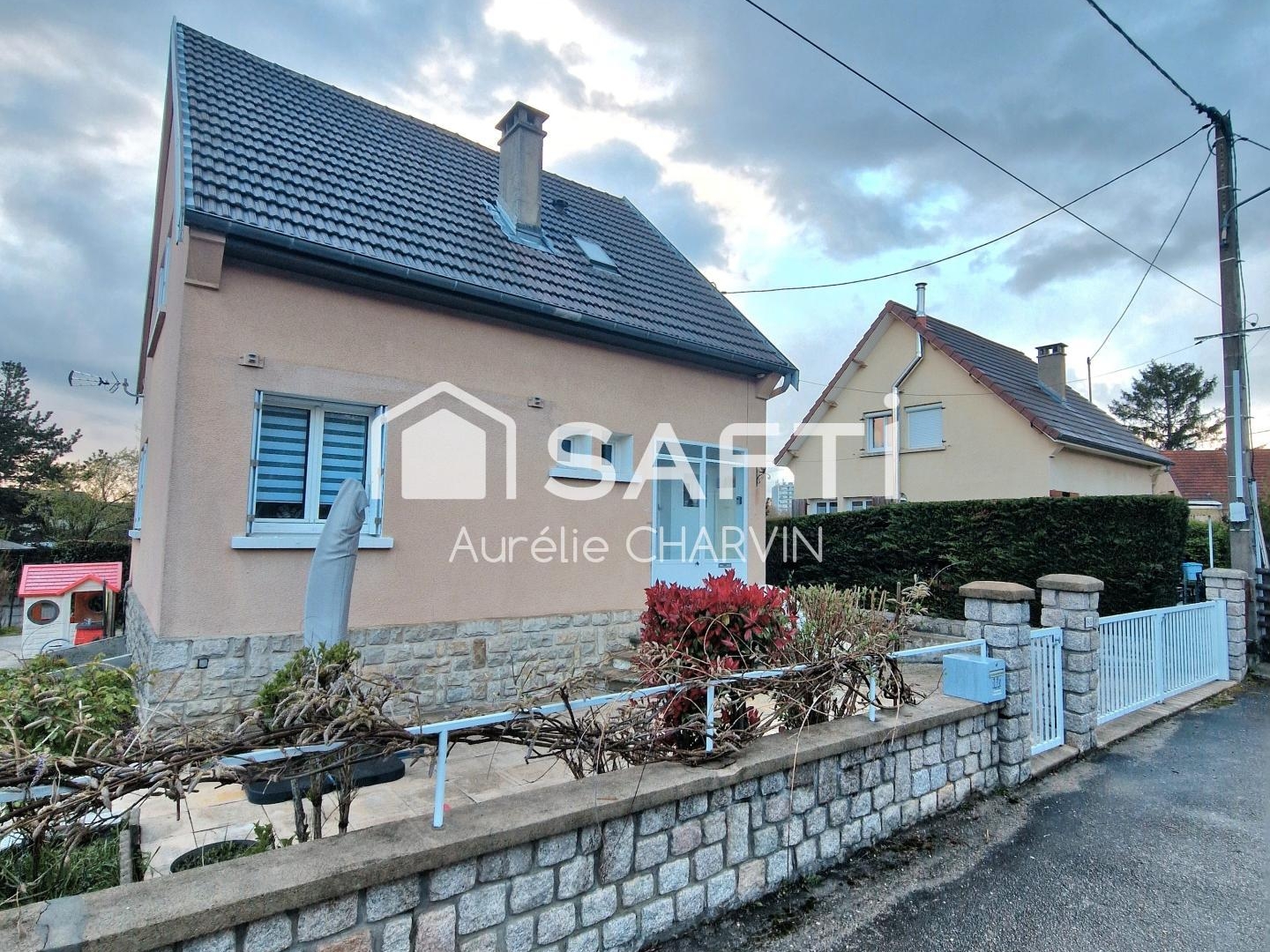 Maison à vendre - 5 pièces - 82m2 - Lons-Le-Saunier (39000)