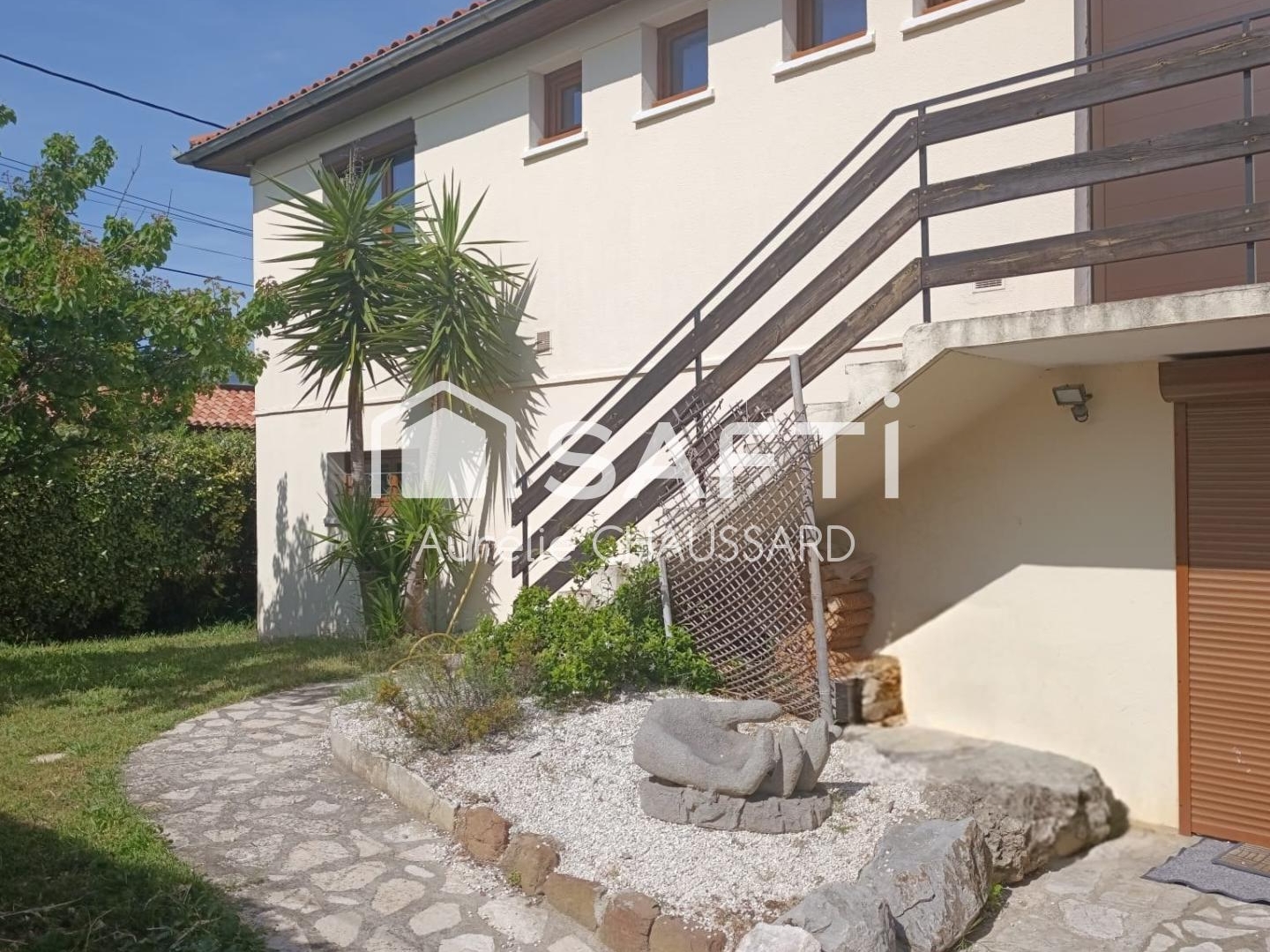 Maison 5 chambres, possibilité deux habitation, piscine
