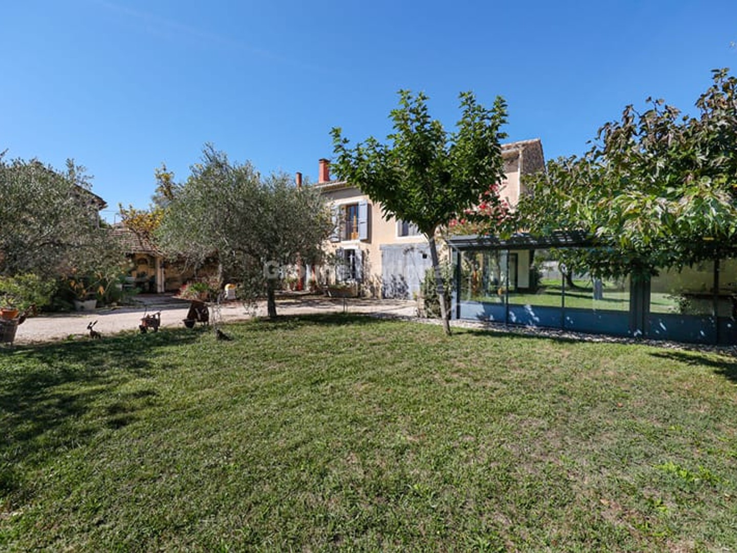 En exclusivité à vendre propriété provençale à Monteux