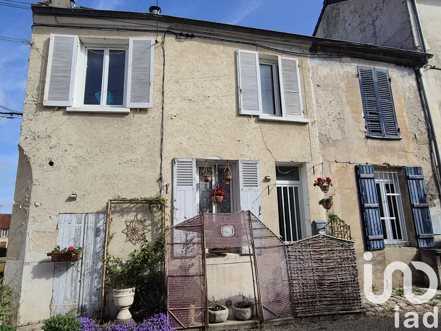 Maison avec appartements 80 m²