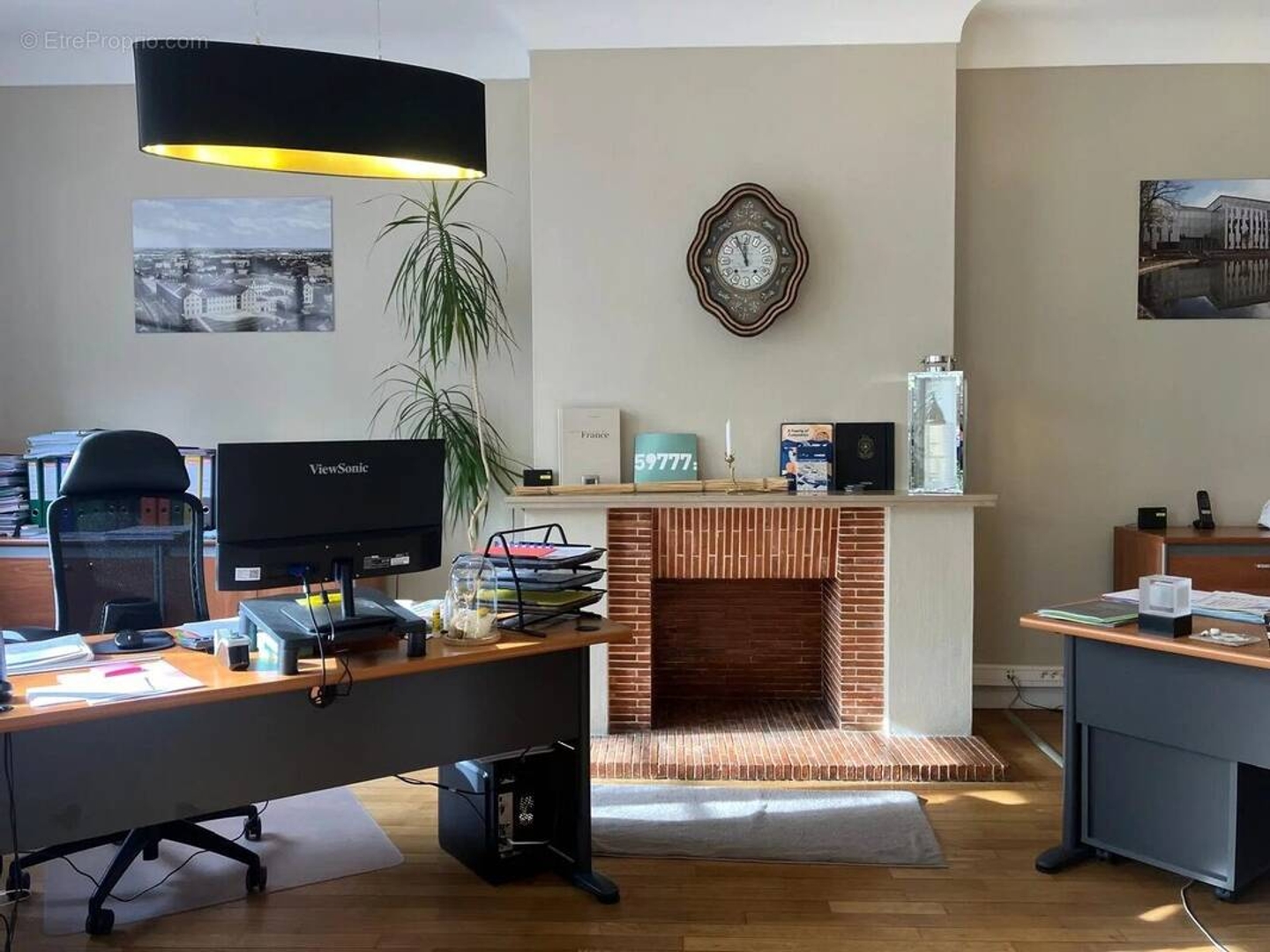 Commerce 8 pièces 299 m²