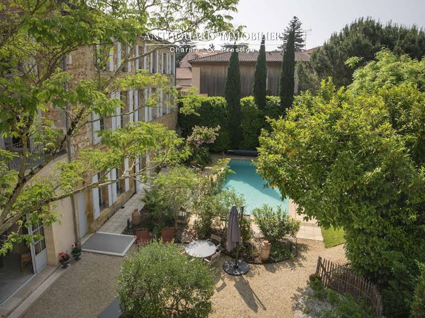 Maison 17 pièces 650 m²