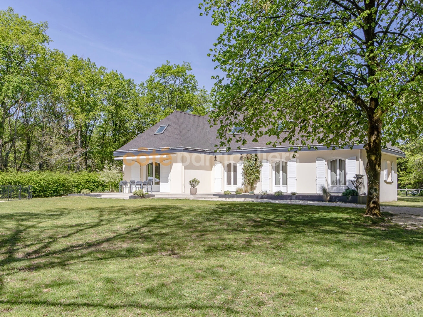 Maison à vendre - 10 pièces - 234m2 - Treillières (44119)