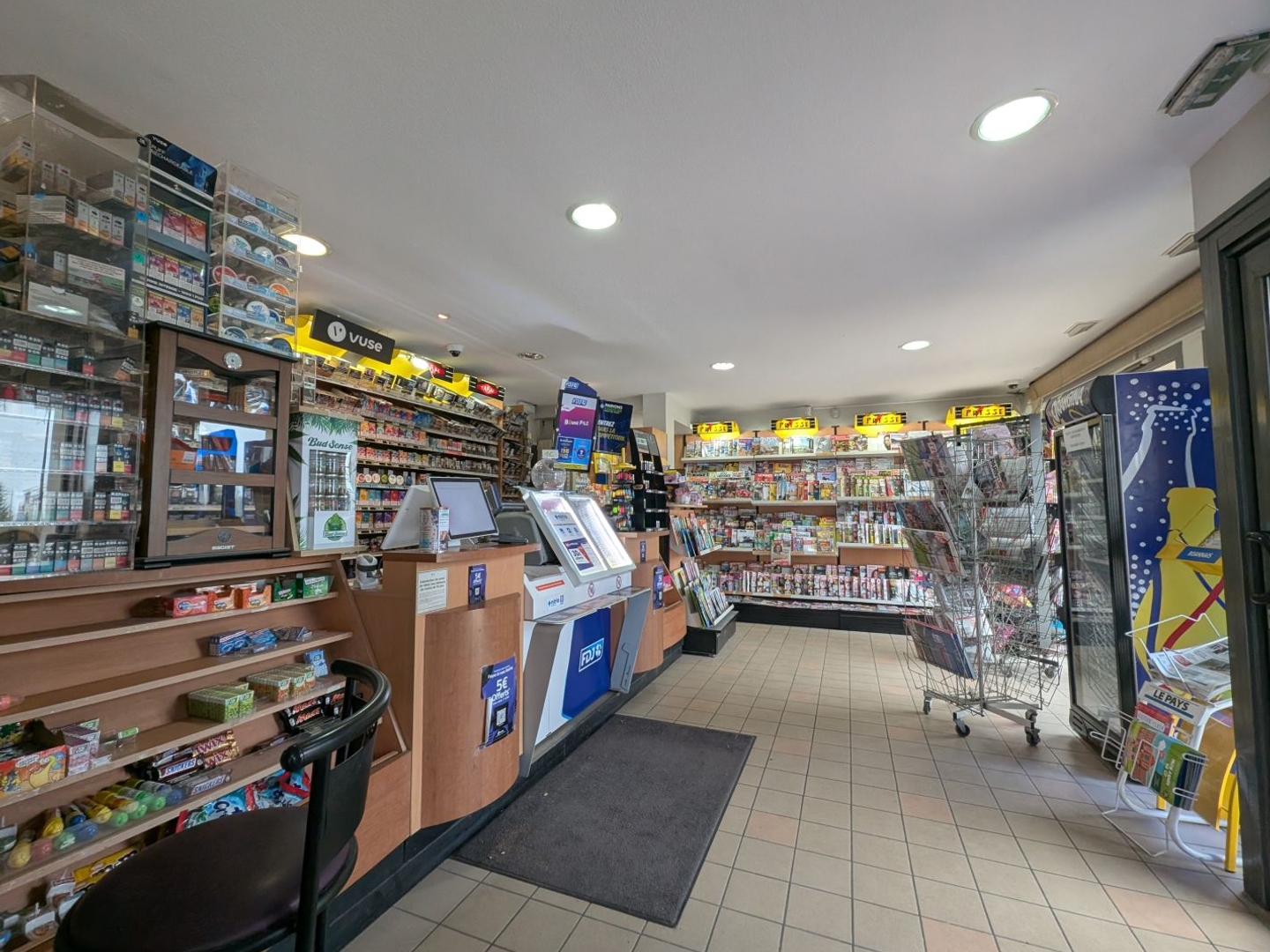 Locaux à vendre - 240m2 - Mably (42300)