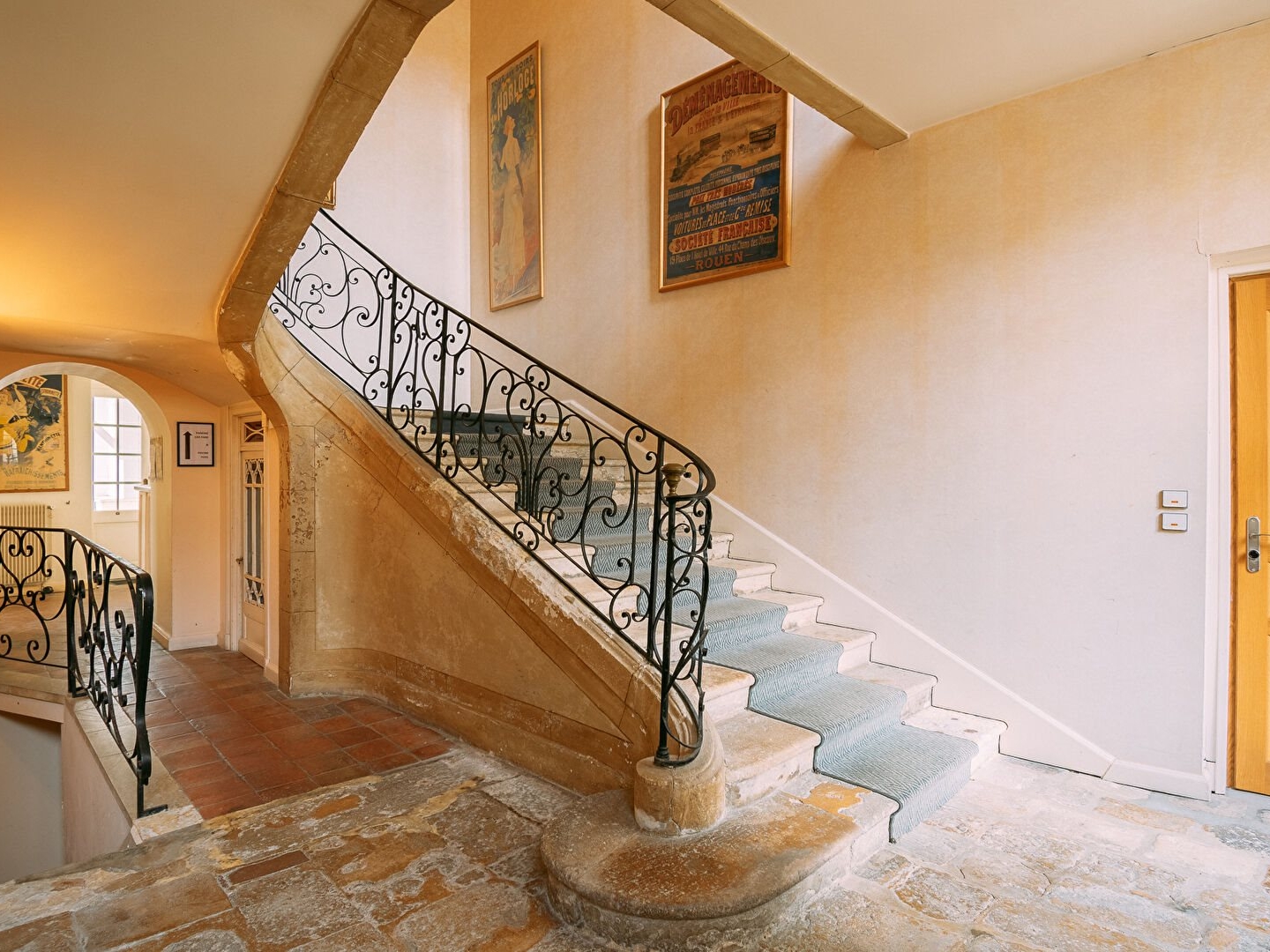 Maison à vendre - 20 pièces - 625m2 - Condom (32100)